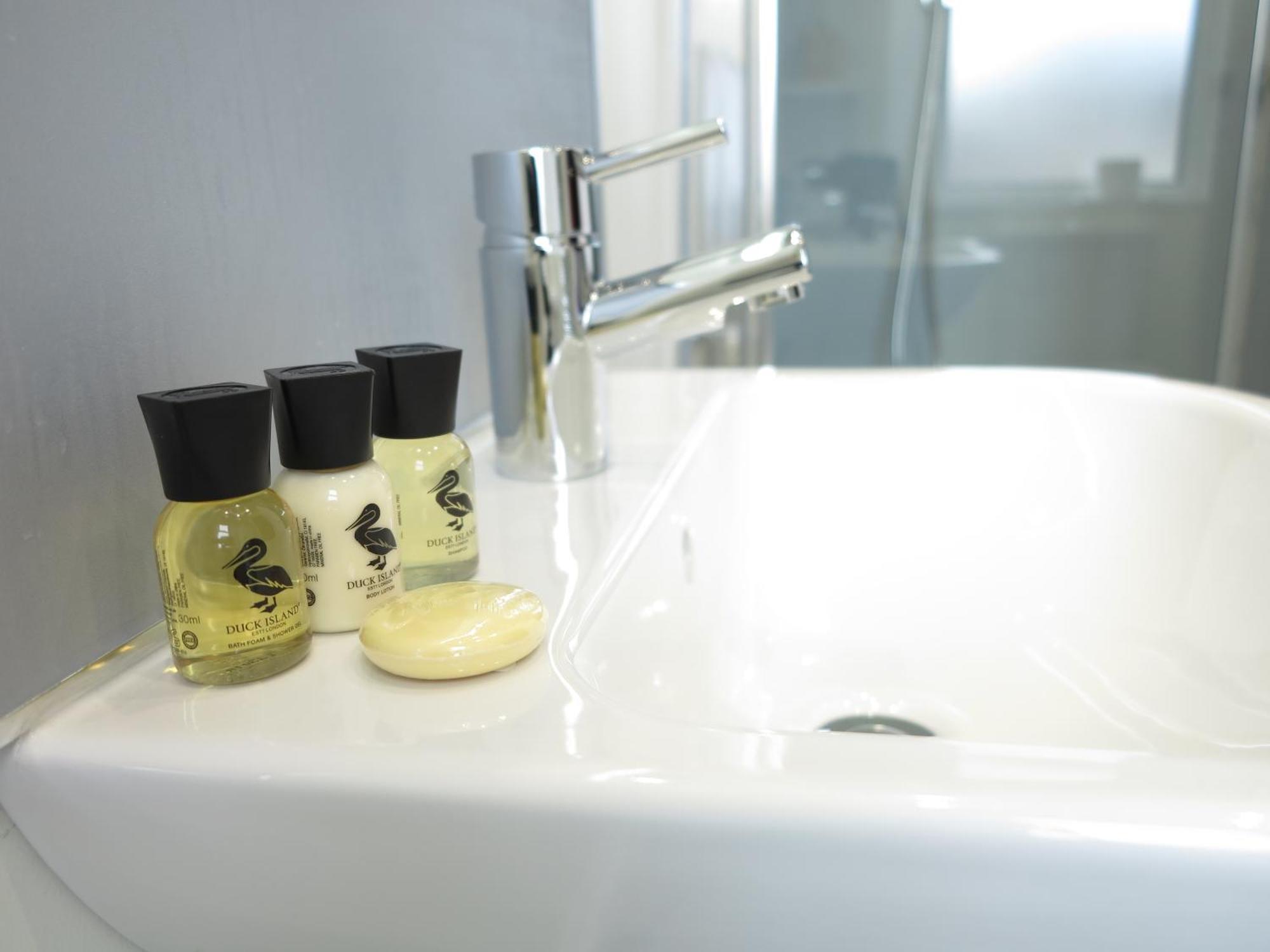 The Hideaway At Windermere (Adults Only) Room photo